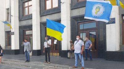 "Ні – трудовому рабству" — у Тернополі протестували профспілки "Ні – трудовому рабству" — у Тернополі протестували профспілки