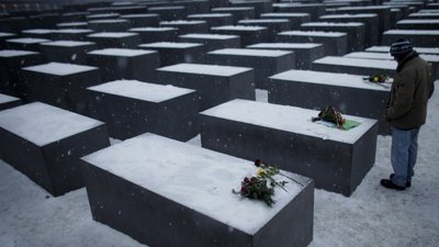 День пам'яті жертв Голокосту. Як Німеччина лікувала себе від антисемітизму