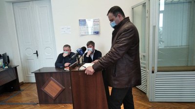 На суді у справі ексчиновника Житомирської ОДА допитали головних лікарів ще двох лікарень На суді у справі ексчиновника Житомирської ОДА допитали головних лікарів ще двох лікарень