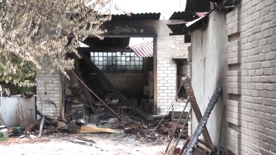 "Щодня чекаємо: прилетить чи не прилетить", — мешканка Кам'янського про життя під постійними обстрілами армії РФ "Щодня чекаємо: прилетить чи не прилетить", — мешканка Кам'янського про життя під постійними обстрілами армії РФ