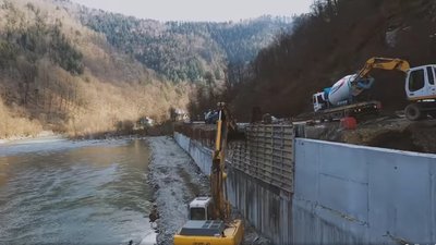 На Закарпатті знаходиться найдовша й найвища підпірна стінка в Україні На Закарпатті знаходиться найдовша й найвища підпірна стінка в Україні