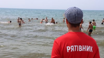 Двоє людей загинули на воді на Херсонщині. Рятувальники радять не нехтувати правилами безпеки