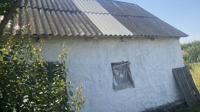 Три місяці після обстрілу: як відновлюють пошкоджені будівлі в Станишівській громаді Житомирщини Три місяці після обстрілу: як відновлюють пошкоджені будівлі в Станишівській громаді Житомирщини