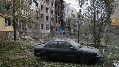 Херсон, авіаудар, будинок, авто