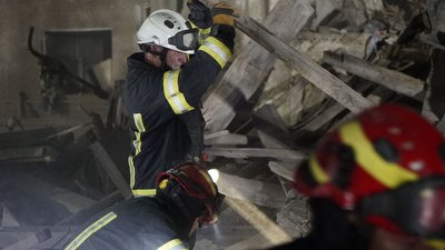Ракетний удар РФ по Харкову 17 серпня: фото з місця події Ракетний удар РФ по Харкову 17 серпня: фото з місця події
