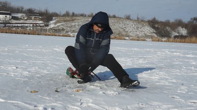 "Мороз вже пару днів, крига міцна". Як поводити себе на льоду "Мороз вже пару днів, крига міцна". Як поводити себе на льоду