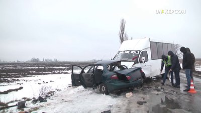 Стали відомі подробиці смертельної ДТП під Херсоном з трьома загиблими