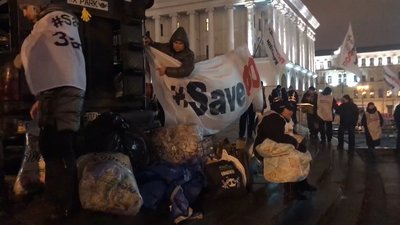 Акція на підтримку ФОПів у Києві: учасники вирішили залишитися на Майдані до ранку