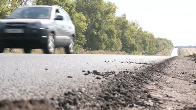 Дорога Чугуїв-Мілове на Харківщині: довгодбуд довжиною у 100 км