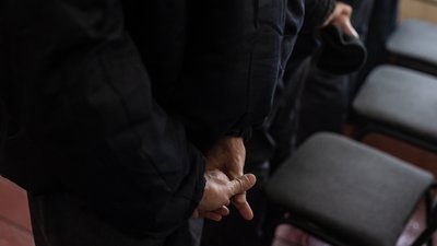 Російські полонені у в'язниці