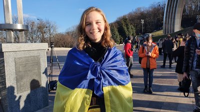 "Океан Ельзи" спонтанно виступили на Пішохідно-велосипедному мосту в Києві