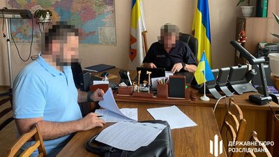 Посадовцю ДСНС вручили підозру