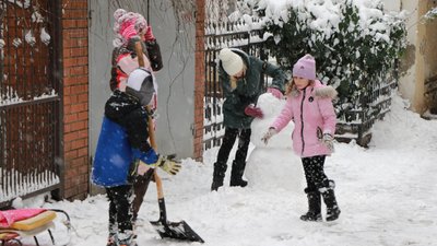 Через негоду в Одесі мерія дозволила учням молодшої школи "прогуляти" уроки