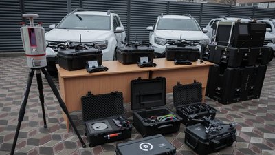 Нацполіція отримала технічну допомогу від США для розслідування воєнних злочинів РФ