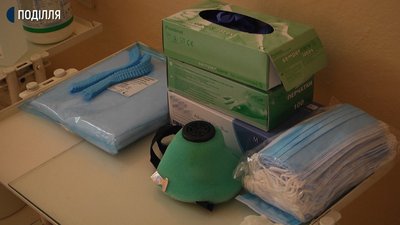 Усі засоби індивідуального захисту працівників, а також дезінфікуючі засоби і антисептики для рук, для дезінфекції приміщень закуплені за рахунок коштів закладу дошкільної освіти Усі засоби індивідуального захисту працівників, а також дезінфікуючі засоби і антисептики для рук, для дезінфекції приміщень закуплені за рахунок коштів закладу дошкільної освіти