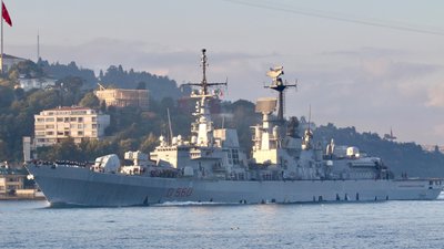 До Чорного моря увійшов ракетний есмінець ВМС Італії