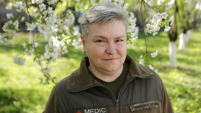 Старша бойова медикиня роти охорони Закарпатського ОТЦК та СП Галина Кенез