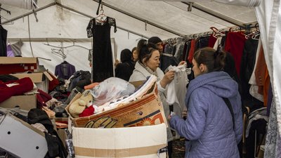 За день обслуговують 400 людей. Як працює центр допомоги переселенцям в Одесі За день обслуговують 400 людей. Як працює центр допомоги переселенцям в Одесі
