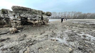 Залишки минулого: історія кам'яних споруд на березі черкаського Дніпра Залишки минулого: історія кам'яних споруд на березі черкаського Дніпра