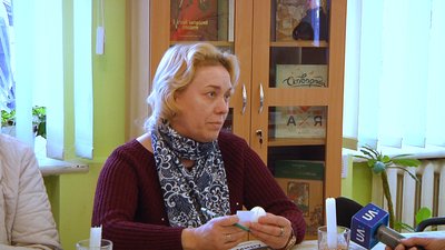 У бібліотеці Житомира проходять заняття з писанкарства У бібліотеці Житомира проходять заняття з писанкарства