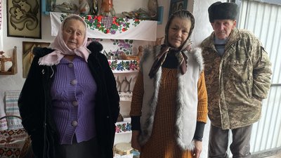 Буковинка створила музей народного мистецтва та побуту в своєму гаражі