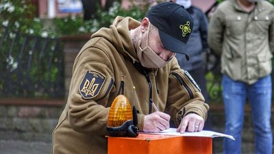 У Тернополі відбулася акція "Діти не мішень" У Тернополі відбулася акція "Діти не мішень"