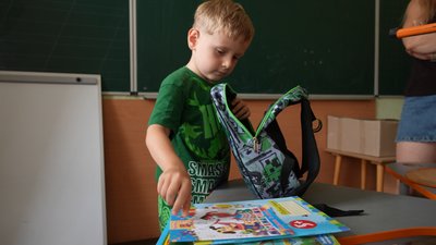 5000 гривень на першокласника: як отримати «Пакунок школяра» батькам на Закарпатті