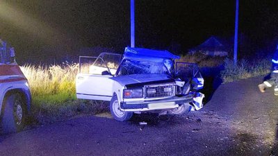 ВАЗ після зіткнення ВАЗ після зіткнення