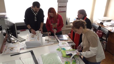 У Черкасах презентували арт-альбом для онкохворих дітей У Черкасах презентували арт-альбом для онкохворих дітей