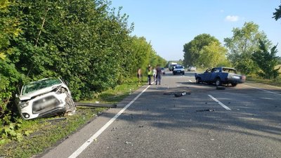 На Черкащині сталася ДТП, двох травмованих госпіталізували