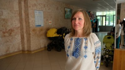 "Народжені у вишиванках — непереможні”: у Чернігівському пологовому привітали новонароджених