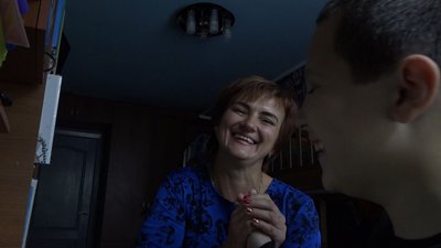 На кінець четвертого класу хлопець наздогнав своїх однокласників. На кінець четвертого класу хлопець наздогнав своїх однокласників.