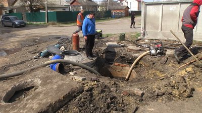 Водогін протяжністю 800 метрів будували близько двох місяців