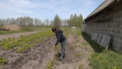 До Дня матері: багатодітна вдова з Волині виховує шістьох дітей
