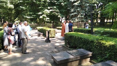 У Тернополі провели панахиду за загиблими в Другій світовій війні У Тернополі провели панахиду за загиблими в Другій світовій війні