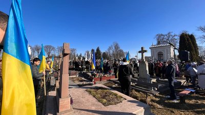 Мріяв про небо з дитинства: спогади про льотчика Олександра Корпана Мріяв про небо з дитинства: спогади про льотчика Олександра Корпана
