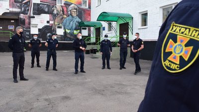 Рятувальники Рівненщини допомагають ліквідовувати наслідки негоди у Прикарпатті Рятувальники Рівненщини допомагають ліквідовувати наслідки негоди у Прикарпатті