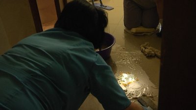 "Вода піднялася ледь не до вікон". У Східниці ліквідовують наслідки підтоплення "Вода піднялася ледь не до вікон". У Східниці ліквідовують наслідки підтоплення