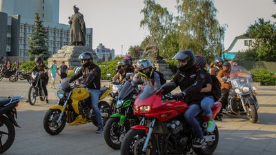 Байкери "Мотопробігу єдності" відвідали Черкаси