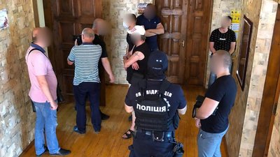 На Прикарпатті викрили фіктивні реабілітаційні центри для алко- і наркозалежних На Прикарпатті викрили фіктивні реабілітаційні центри для алко- і наркозалежних