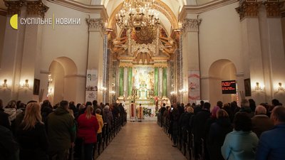 "Ми не маємо піддаватись відчаю". Фотореп "Ми не маємо піддаватись відчаю". Фотореп