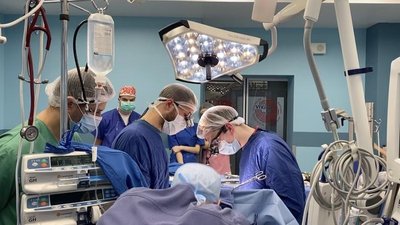 У Львові на другий день після народження прооперували немовля з критичною вадою серця