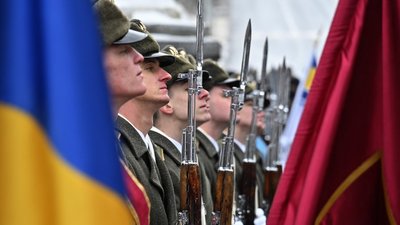 У Києві влаштували пам'ятну ходу до річниці бою під Крутами