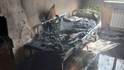 У Херсоні рятувальники ліквідували пожежу у приватному будинку і врятували двох дітей У Херсоні рятувальники ліквідували пожежу у приватному будинку і врятували двох дітей
