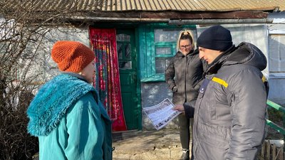 Безпечне опалення: як рятувальники та соцслужби інструктують людей на Миколаївщині