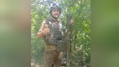 "Війна — це щосекундна боротьба за життя, це — пекло". Як прикарпатець Віталій Юзюк воює на передовій "Війна — це щосекундна боротьба за життя, це — пекло". Як прикарпатець Віталій Юзюк воює на передовій