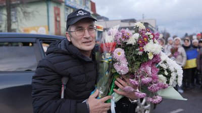 Звільненого з полону Вадима Шрамка зустріли у Липовецькій громаді