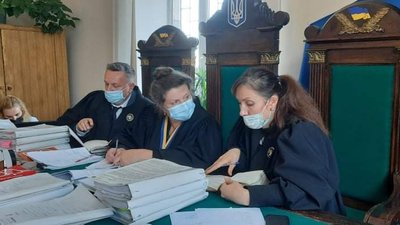 В Житомирі розглядають справу стрілка з Попільнянщини В Житомирі розглядають справу стрілка з Попільнянщини