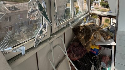Удар РФ по Синельниковому: що відбувається на місці події