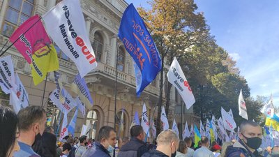 У Києві представники бізнесу протестують проти запровадження касових апаратів